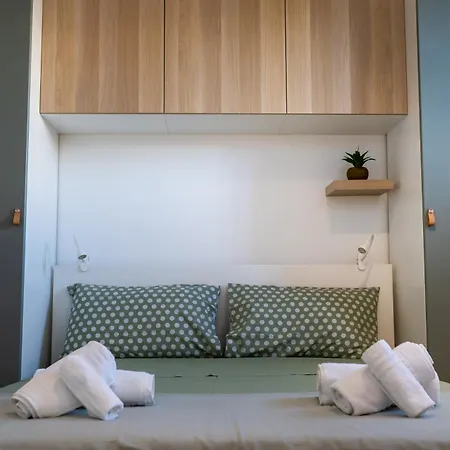 Prada's Nest - Modern Design And Close To Metro Apartmán *